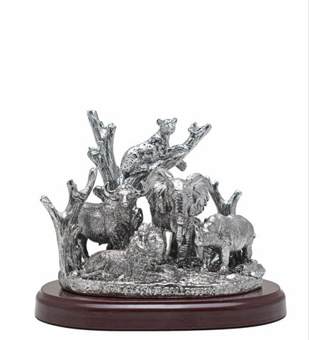 BIG 5 ON PLINTH 18X16CM