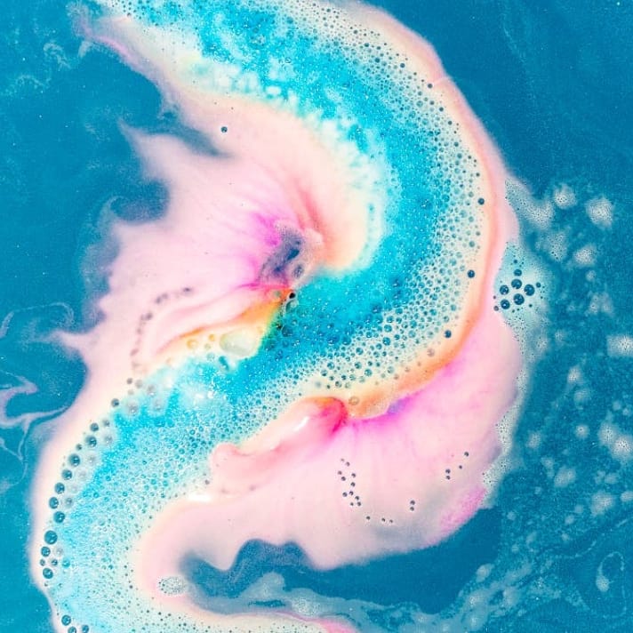 BATH BOMB